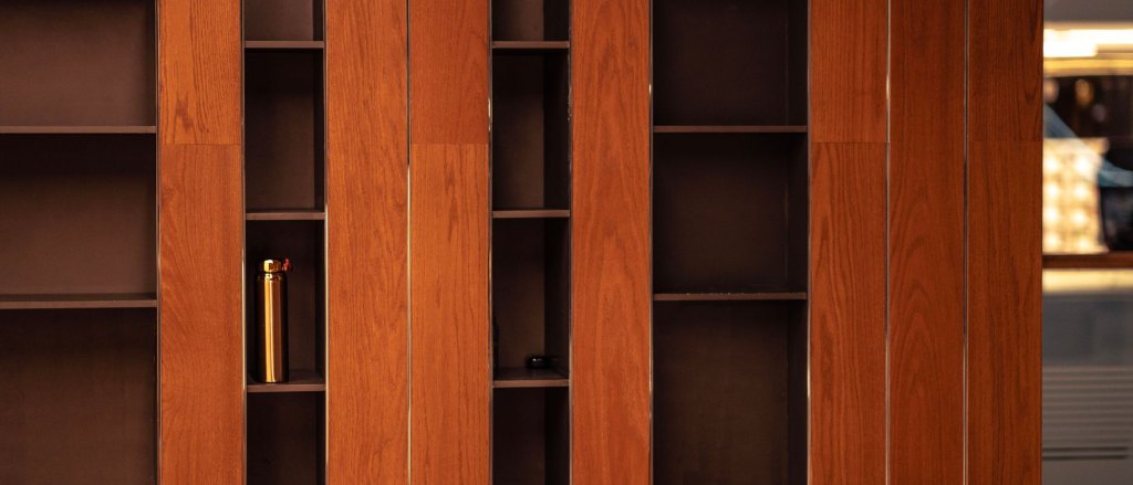 Concevoir un rangement mural modulable sur mesure